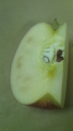 りんごを切ったら、既に置きっぱなしだったように茶色くなっていた